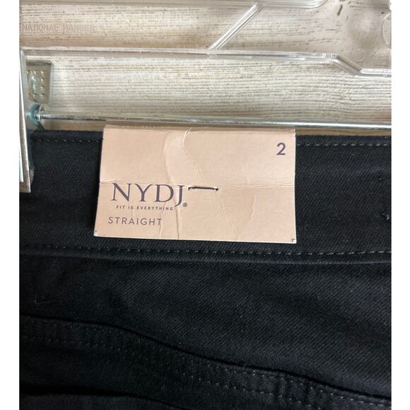 NYDJ Women’s 2 Black Marilyn Straight Crop Roll Cuff Denim Jeans NWT - Picture 8 of 9